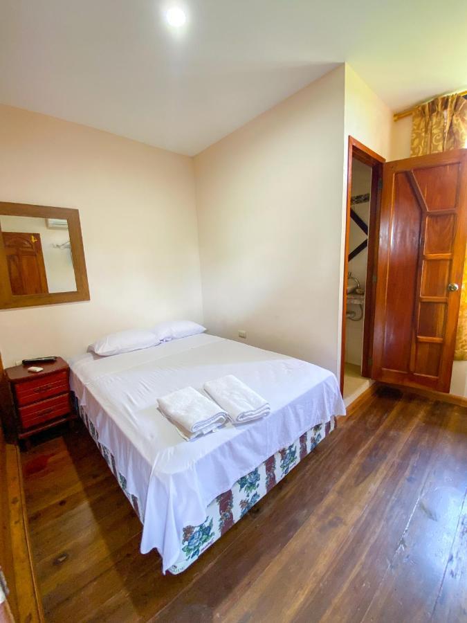 Hostal Tortuga Dorada Puerto Lopez Luaran gambar
