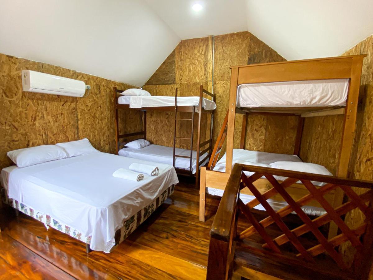 Hostal Tortuga Dorada Puerto Lopez Luaran gambar